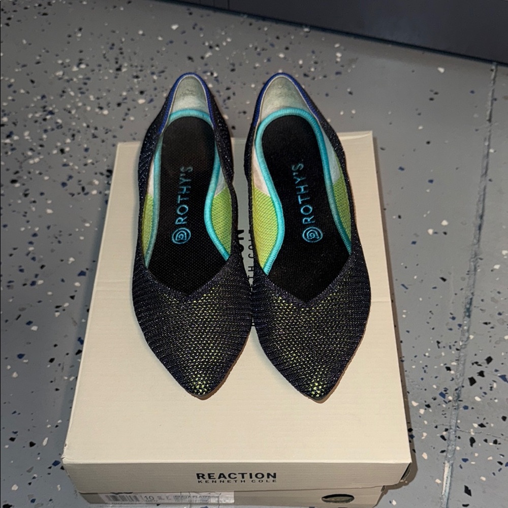 Rothy's Black and Green Flats
